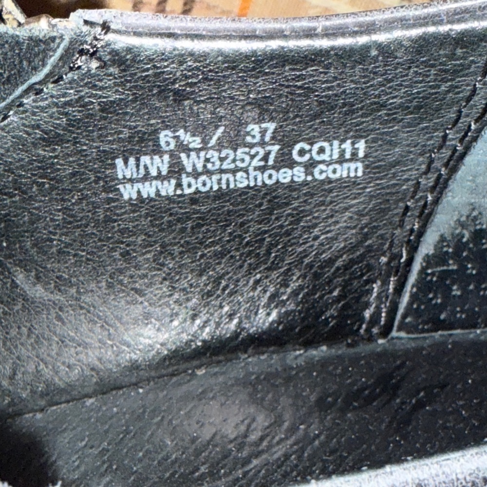 Born Black Leather Shoes - Picture 8 of 8